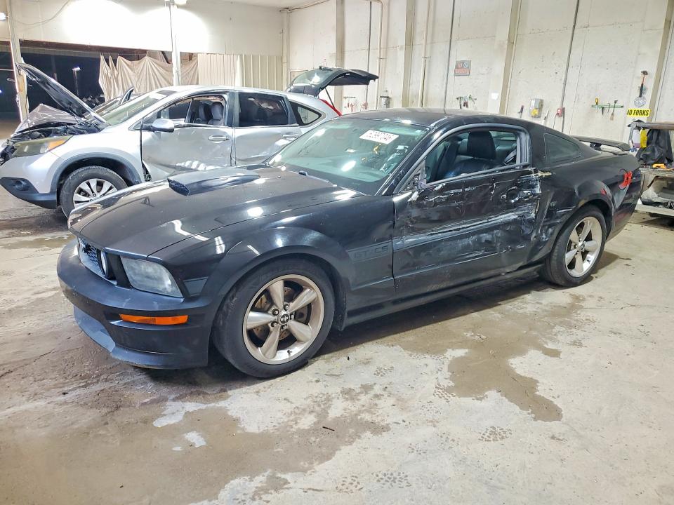 62997046 :رقم المزاد ، 1ZVHT82H495122840 vin ، 2009 Ford Mustang مزاد بيع