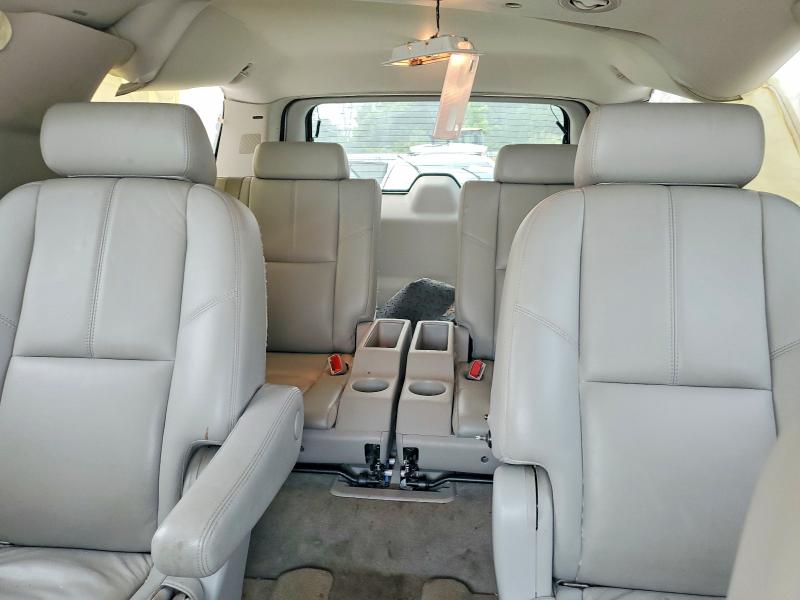 61320706 :رقم المزاد ، 1GKFK16348R215260 vin ، 2008 Gmc Yukon Xl مزاد بيع