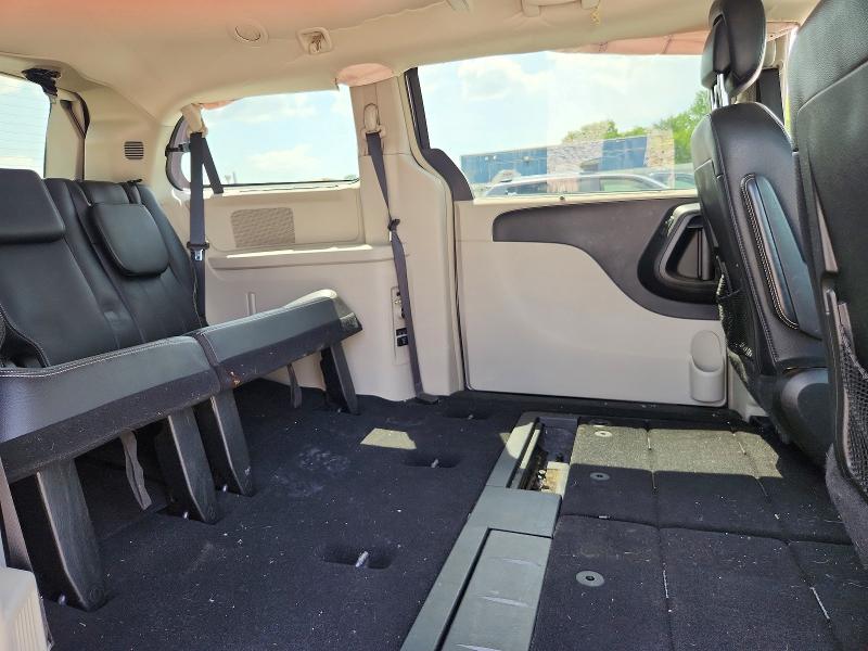 Продаж на аукціоні авто 2015 Chrysler Town & Country, vin: 2C4RC1BG6FR628013, номер лоту: 61050856