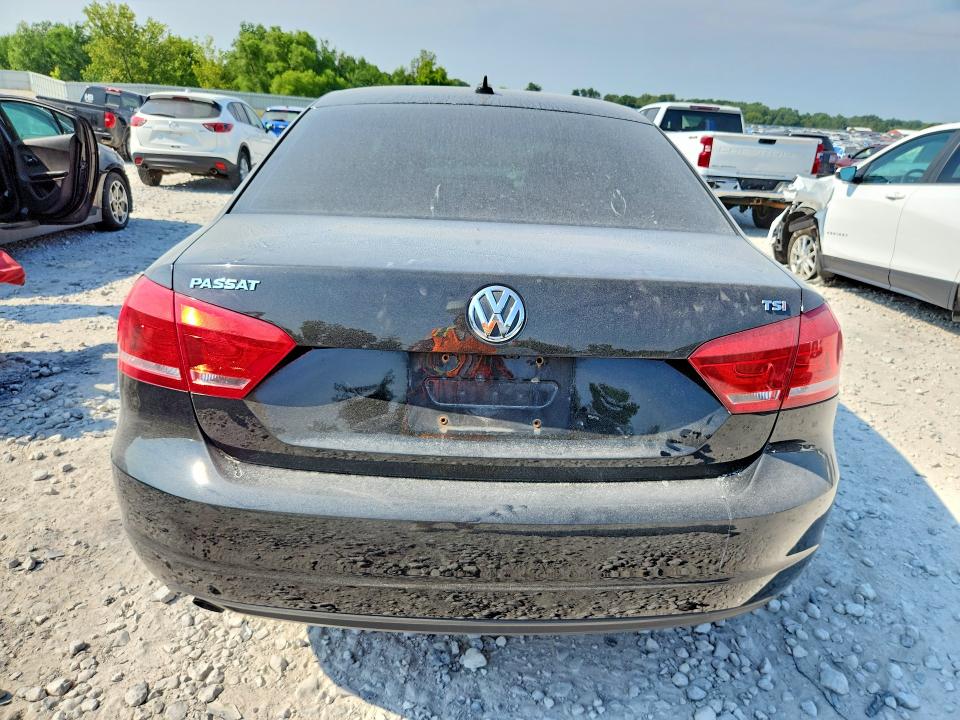 Продажа на аукционе авто 2015 Volkswagen Passat, vin: 1VWAT7A31FC103526, номер лота: 60670936