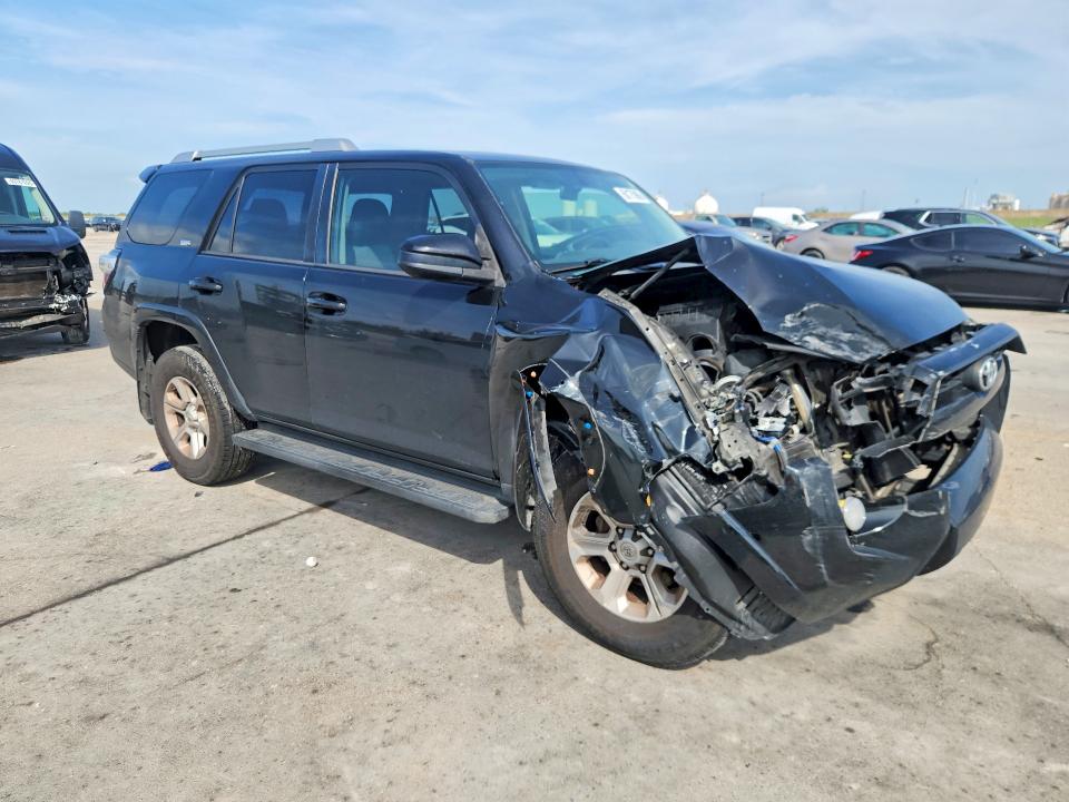 60175906 :رقم المزاد ، JTEZU5JR1H5149971 vin ، 2017 Toyota 4runner مزاد بيع