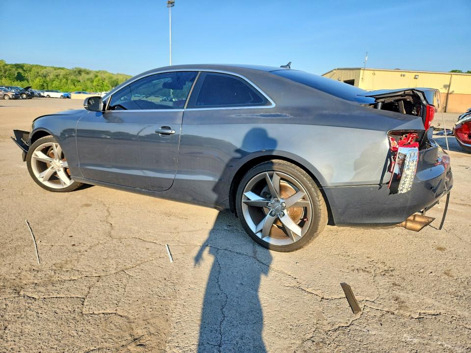 2010 Audi A5 მანქანა იყიდება აუქციონზე, vin: WAULFAFRXAA004931, აუქციონის ნომერი: 61156586