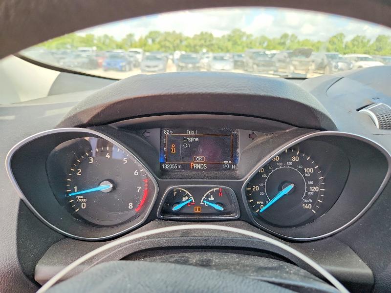 60204336 :رقم المزاد ، 1FMCU0GD2HUE05786 vin ، 2017 Ford Escape مزاد بيع