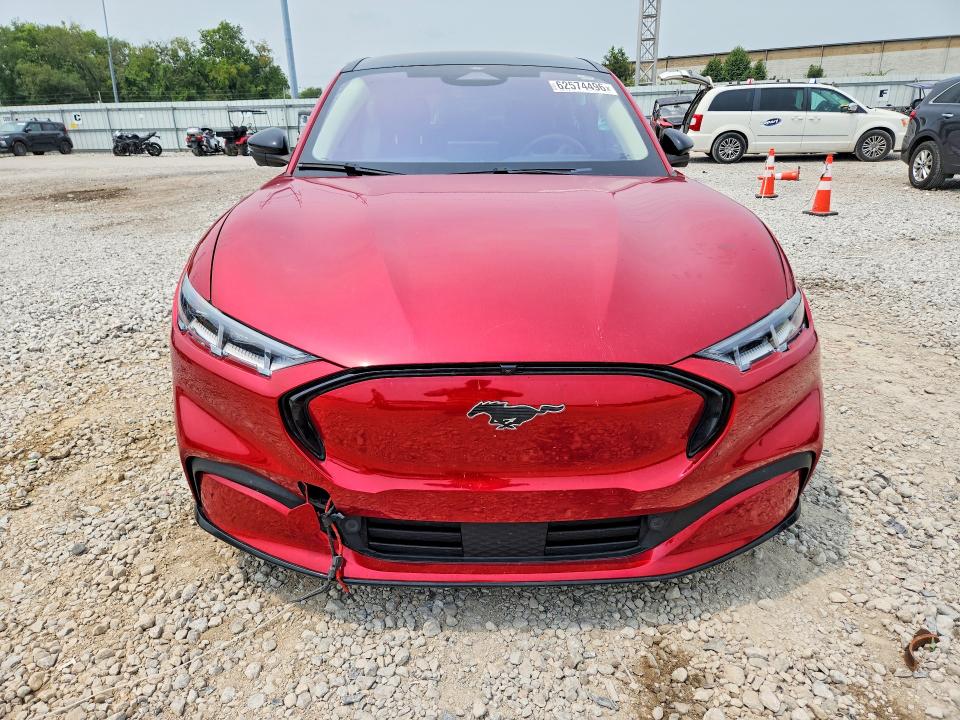 Продажа на аукционе авто 2023 Ford Mustang Mach-e, vin: 3FMTK3SS7PMA13306, номер лота: 62574496