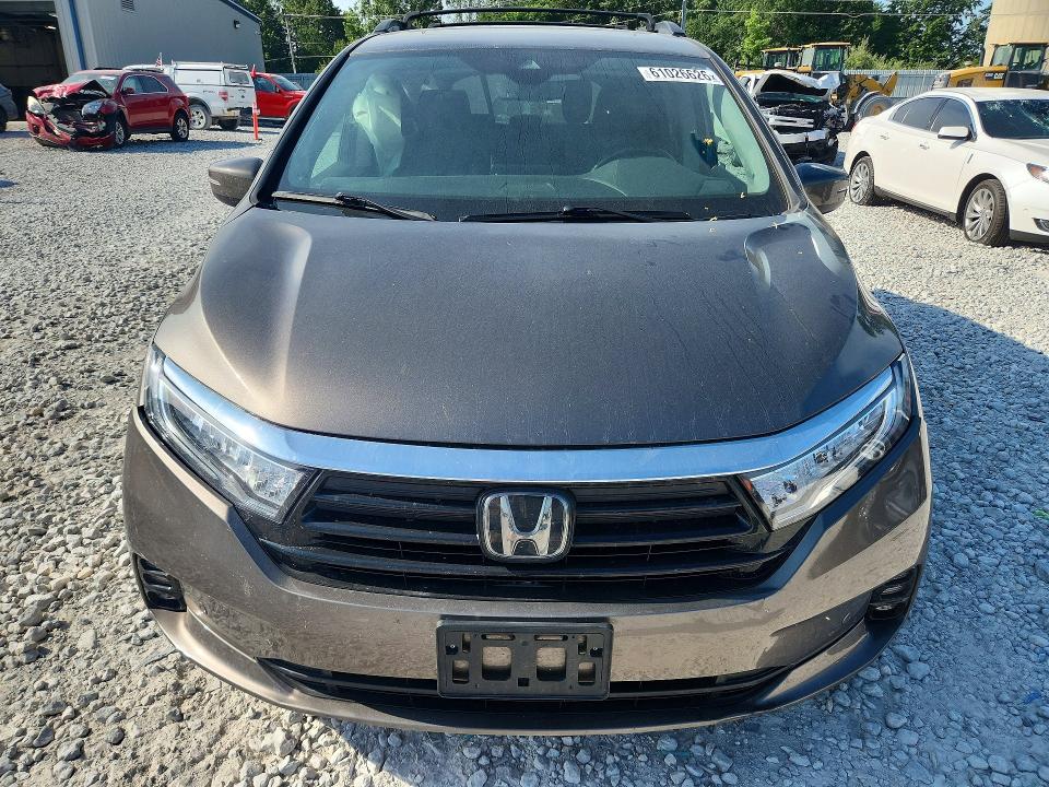 61026626 :رقم المزاد ، 5FNRL6H89NB052134 vin ، 2022 Honda Odyssey مزاد بيع