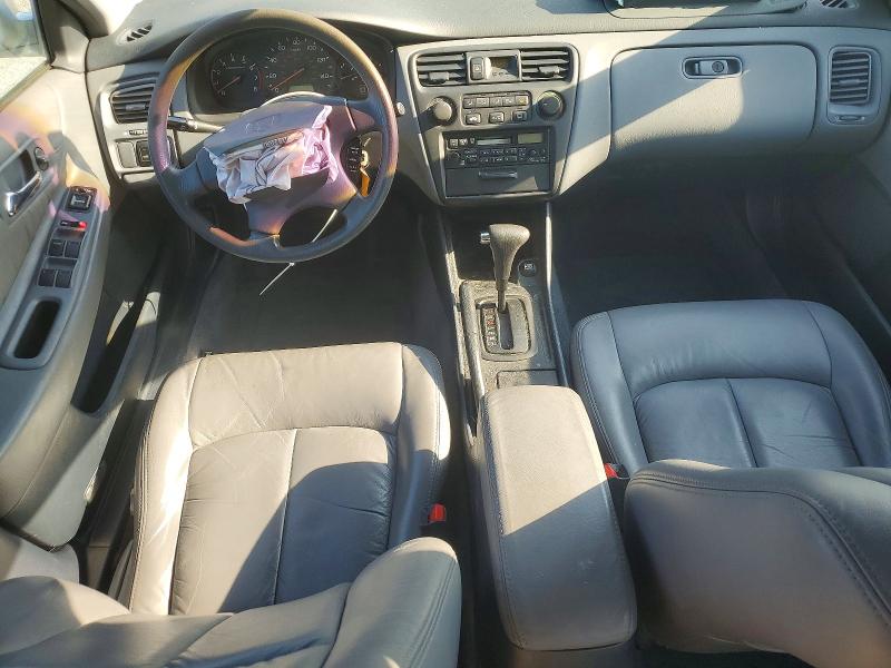 2000 Honda Accord მანქანა იყიდება აუქციონზე, vin: 1HGCG5643YA076240, აუქციონის ნომერი: 59921936