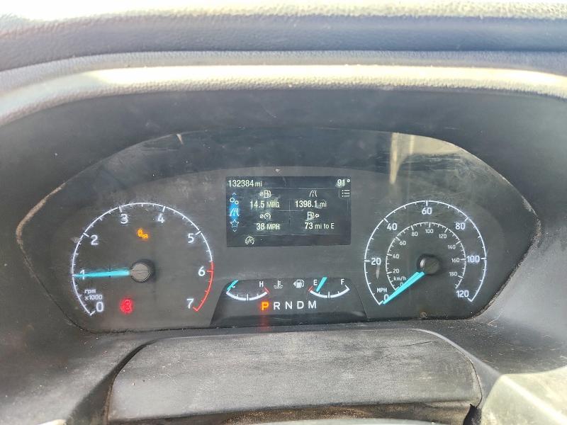 60862626 :رقم المزاد ، 1FTRU8XG0NKA21147 vin ، 2022 Ford Transit مزاد بيع