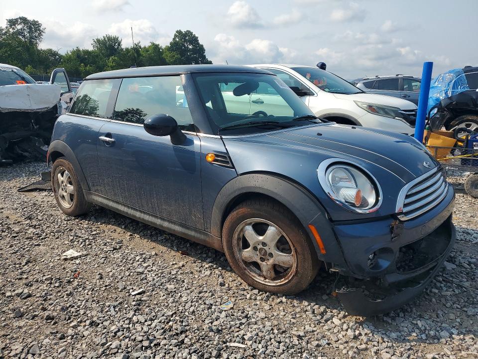 Продажа на аукционе авто 2011 Mini Cooper, vin: WMWSU3C59BT096232, номер лота: 62631516
