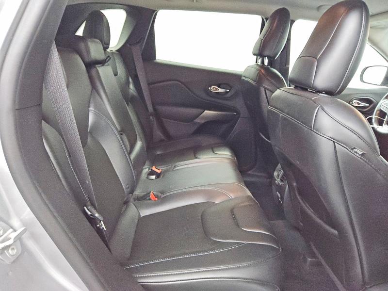 59368256 :رقم المزاد ، 1C4PJLLX9KD439523 vin ، 2019 Jeep Cherokee مزاد بيع