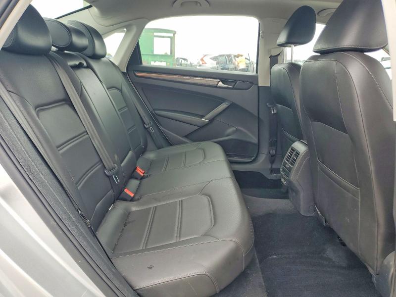59976796 :رقم المزاد ، 1VWMA7A38LC024465 vin ، 2020 Volkswagen Passat مزاد بيع