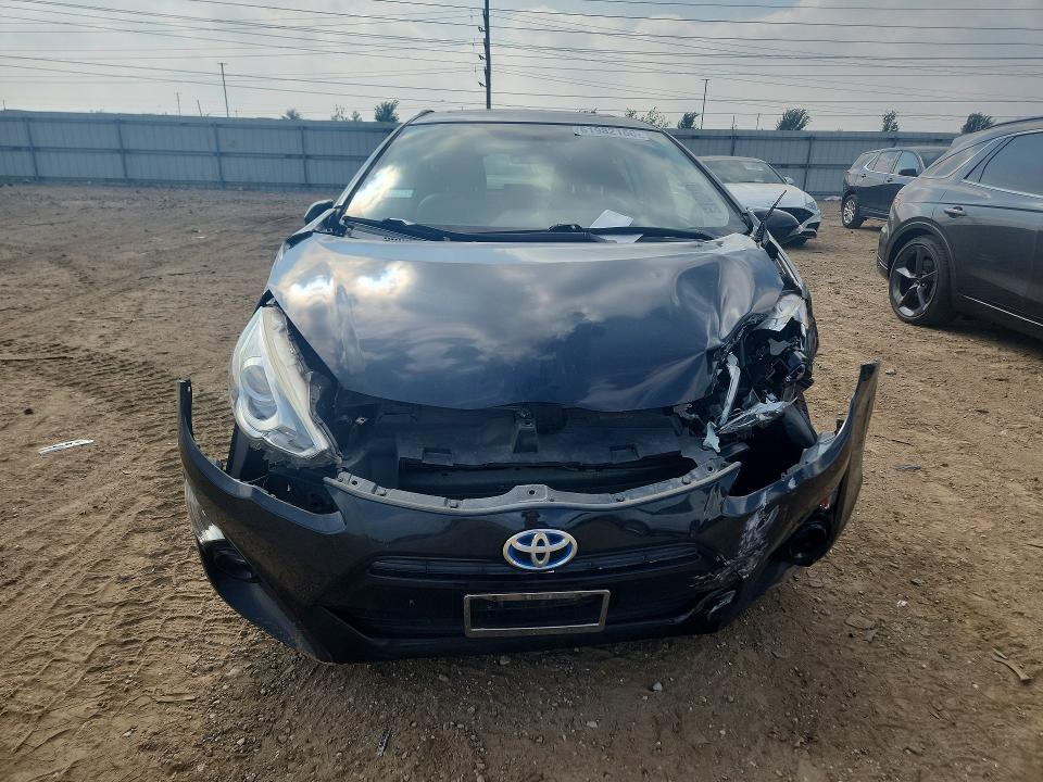 Продаж на аукціоні авто 2015 Toyota Prius C, vin: JTDKDTB3XF1090590, номер лоту: 61982166