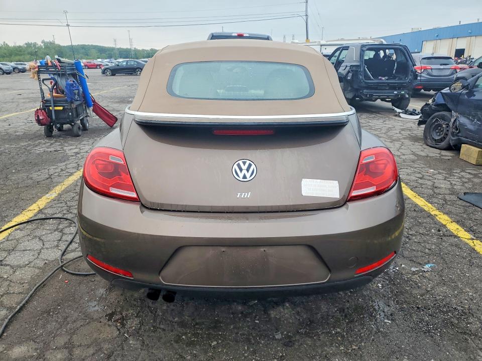 Продаж на аукціоні авто 2013 Volkswagen Beetle, vin: 3VW5L7AT7DM831347, номер лоту: 62329436