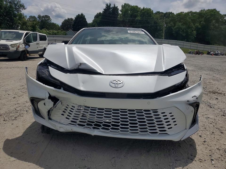 2026 Toyota Camry მანქანა იყიდება აუქციონზე, vin: 4T1DBADK2TU563265, აუქციონის ნომერი: 61881006
