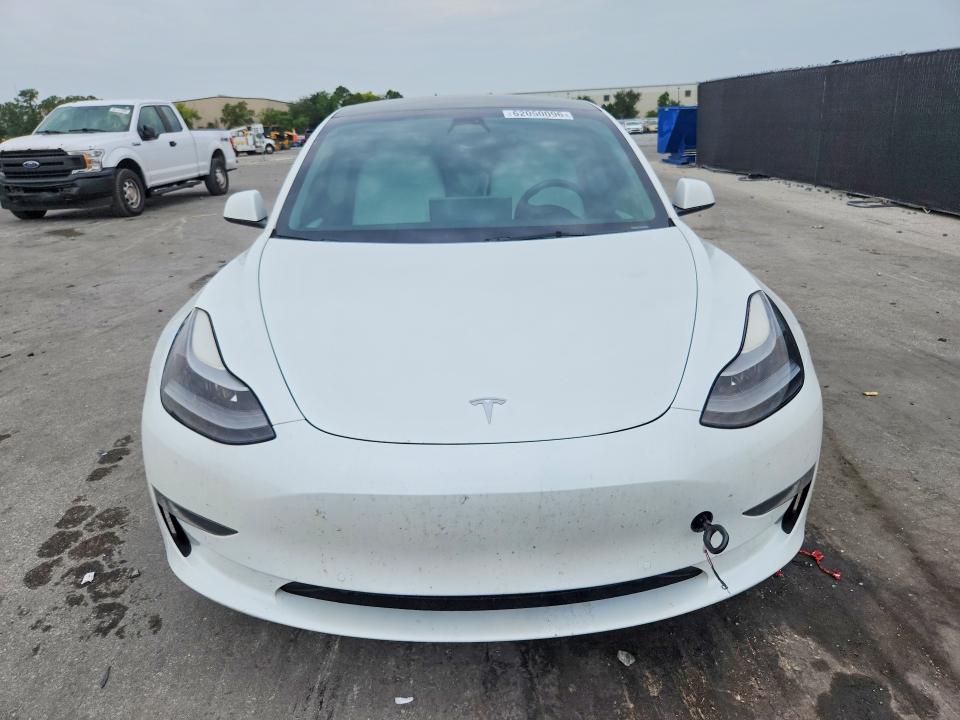 Продаж на аукціоні авто 2022 Tesla Model 3, vin: 5YJ3E1EB3NF272968, номер лоту: 62050096