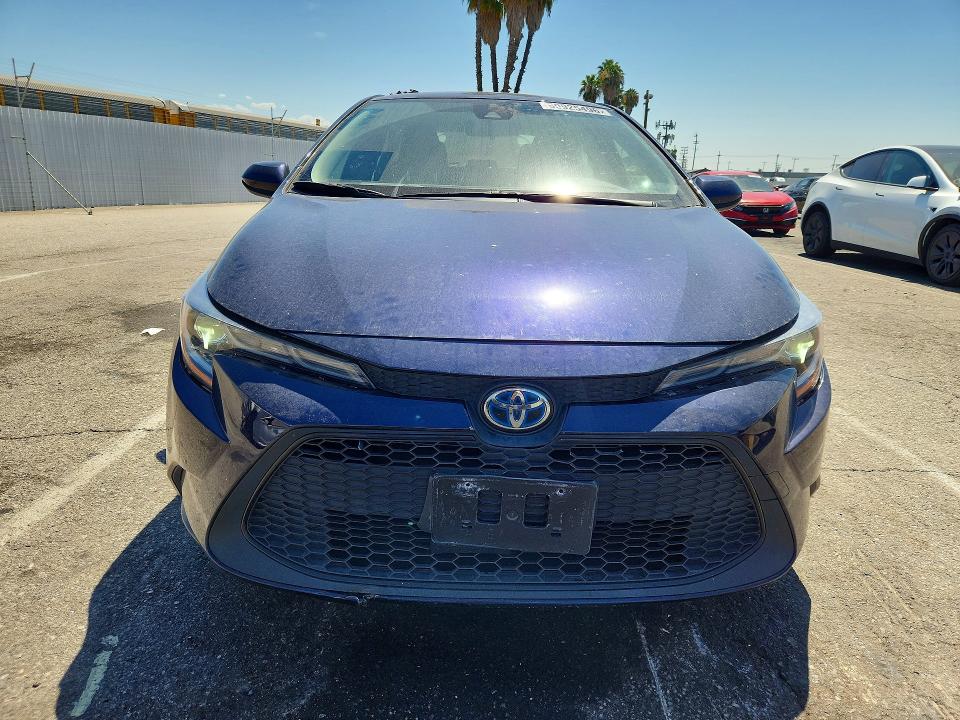 60925496 :رقم المزاد ، JTDEAMDE2NJ041523 vin ، 2022 Toyota Corolla مزاد بيع
