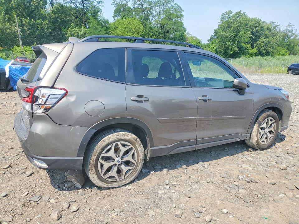 Auction sale of the 2021 Subaru Forester, vin: JF2SKAJC4MH402694, lot number: 61192046