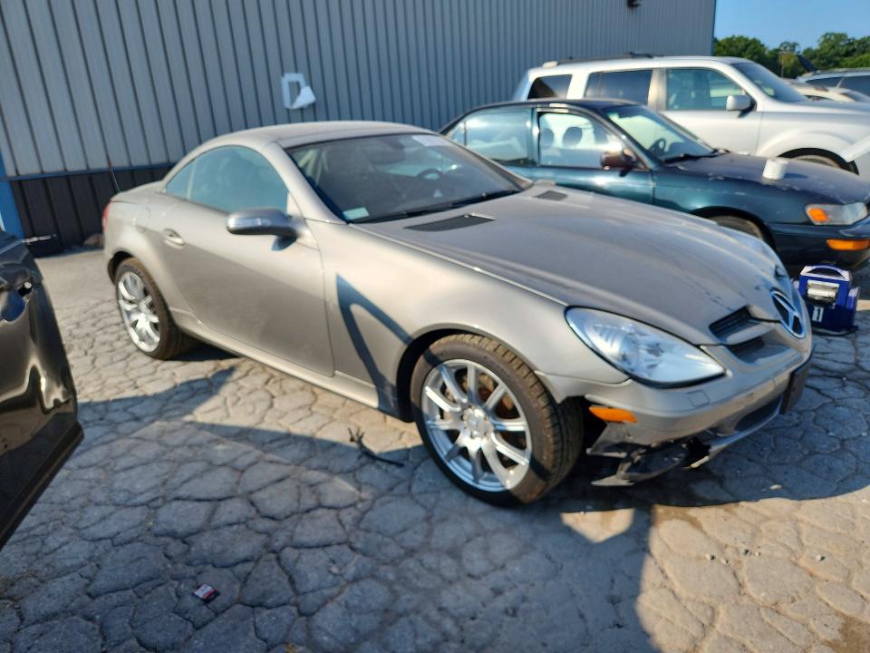 2006 Mercedes-benz Slk მანქანა იყიდება აუქციონზე, vin: WDBWK56F16F086677, აუქციონის ნომერი: 61901526