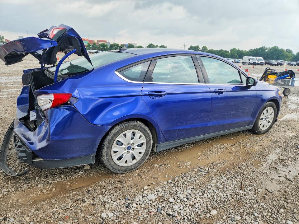 61929526 :رقم المزاد ، 3FA6P0G79DR340381 vin ، 2013 Ford Fusion مزاد بيع