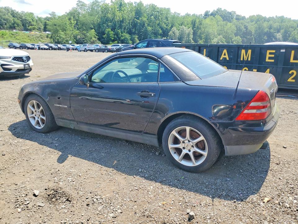 1998 Mercedes-benz Slk მანქანა იყიდება აუქციონზე, vin: WDBKK47F9WF072419, აუქციონის ნომერი: 61551066