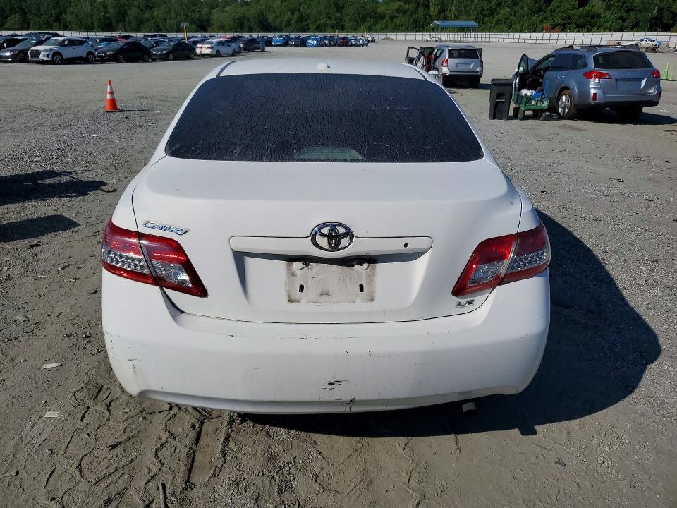 60919216 :رقم المزاد ، 4T1BF3EK9AU560379 vin ، 2010 Toyota Camry مزاد بيع
