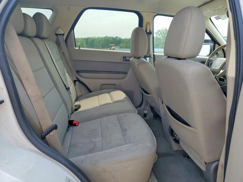2010 Ford Escape მანქანა იყიდება აუქციონზე, vin: 1FMCU0D76AKD48198, აუქციონის ნომერი: 59982536