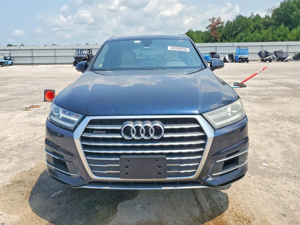 2017 Audi Q7 მანქანა იყიდება აუქციონზე, vin: WA1LAAF73HD012436, აუქციონის ნომერი: 62936936