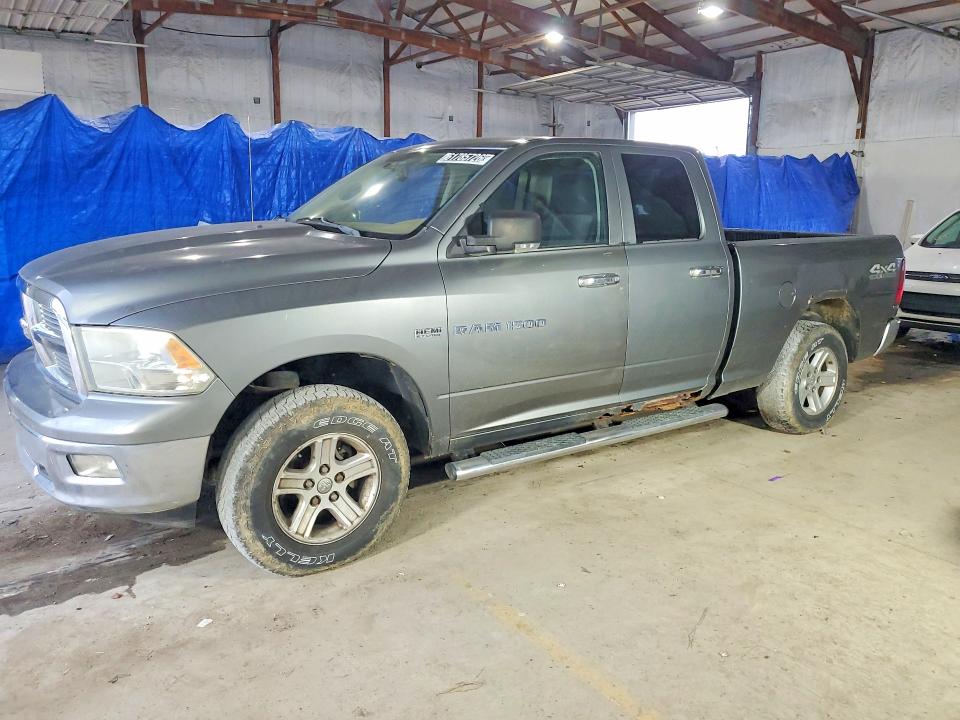 61785726 :رقم المزاد ، 1D7RV1GT1BS510465 vin ، 2011 Dodge Ram 1500 مزاد بيع