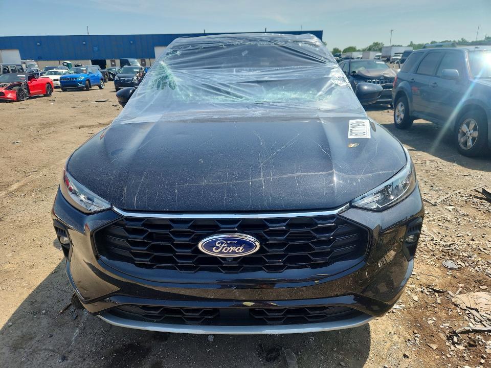 2023 Ford Escape მანქანა იყიდება აუქციონზე, vin: 1FMCU9NA9PUB24340, აუქციონის ნომერი: 60771996