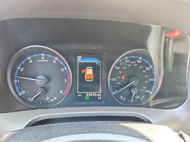 Продаж на аукціоні авто 2018 Toyota Rav4, vin: JTMZFREVXJJ184860, номер лоту: 60753396