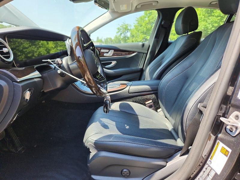 Продажа на аукционе авто 2022 Mercedes-benz E, vin: W1KZF8EB0NB030339, номер лота: 58224366