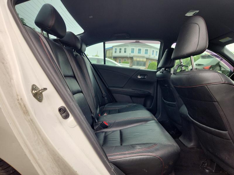 61059576 :رقم المزاد ، 1HGCR2F12HA072890 vin ، 2017 Honda Accord مزاد بيع