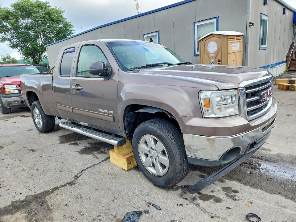 62681386 :رقم المزاد ، 1GTR2WE72DZ194333 vin ، 2013 Gmc Sierra مزاد بيع