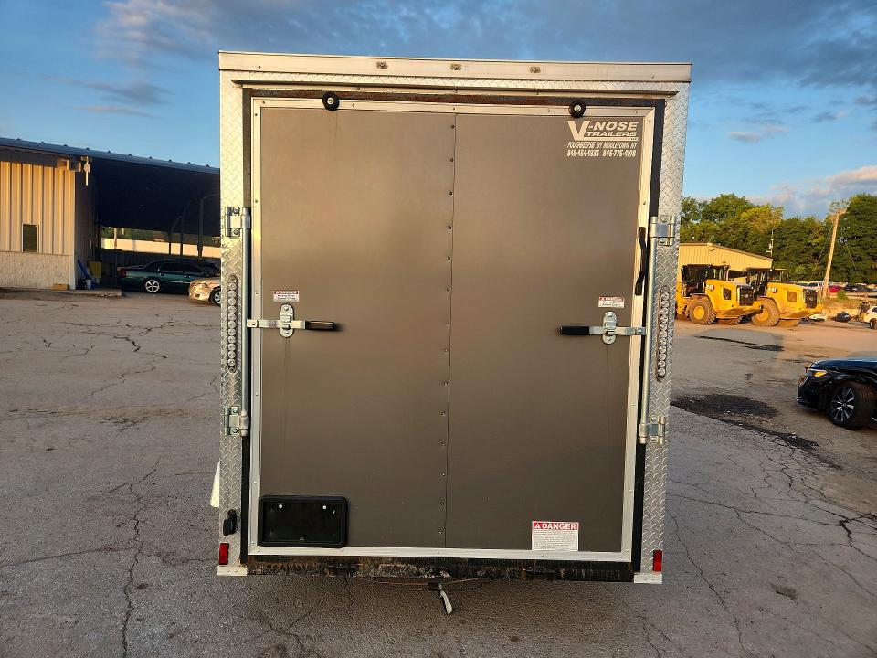 Продаж на аукціоні авто 2026 Titanium Cargo 10' Enclosed Cargo, vin: 7PLBE1018TM014165, номер лоту: 60591776