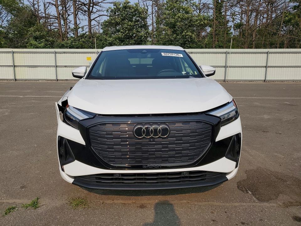 Продаж на аукціоні авто 2022 Audi Q4 E-tron, vin: WA132BFZ9NP042734, номер лоту: 60259136