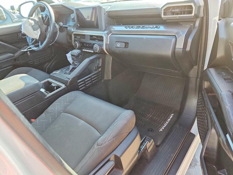 Продаж на аукціоні авто 2025 Toyota Tacoma, vin: 3TYJBAFN0ST017036, номер лоту: 60131226