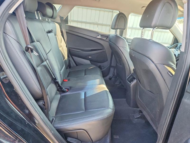 58696966 :رقم المزاد ، KM8J33A44HU381026 vin ، 2017 Hyundai Tucson مزاد بيع