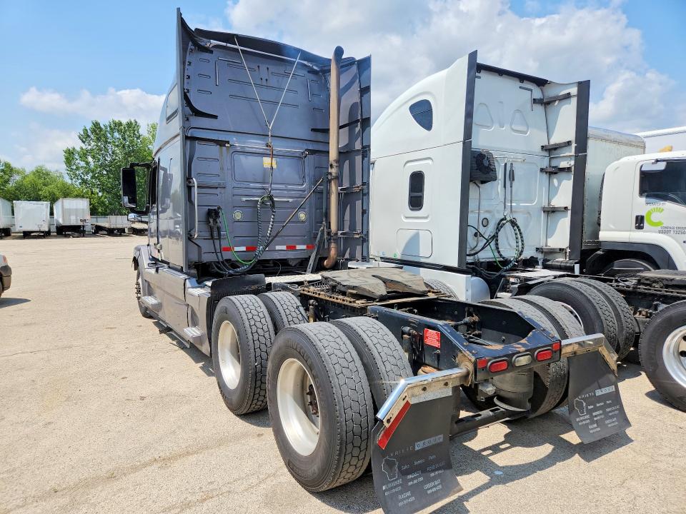 2015 Volvo Vnl 670 მანქანა იყიდება აუქციონზე, vin: 4V4NC9EH9FN922251, აუქციონის ნომერი: 61641656