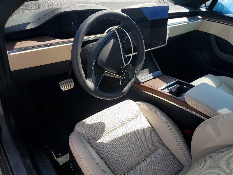 60886516 :رقم المزاد ، 5YJSA1E58SF550843 vin ، 2025 Tesla Model S مزاد بيع