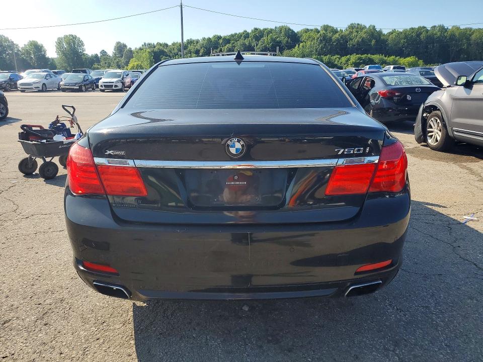 2010 Bmw 750 მანქანა იყიდება აუქციონზე, vin: WBAKA8C55ACY35827, აუქციონის ნომერი: 61139646