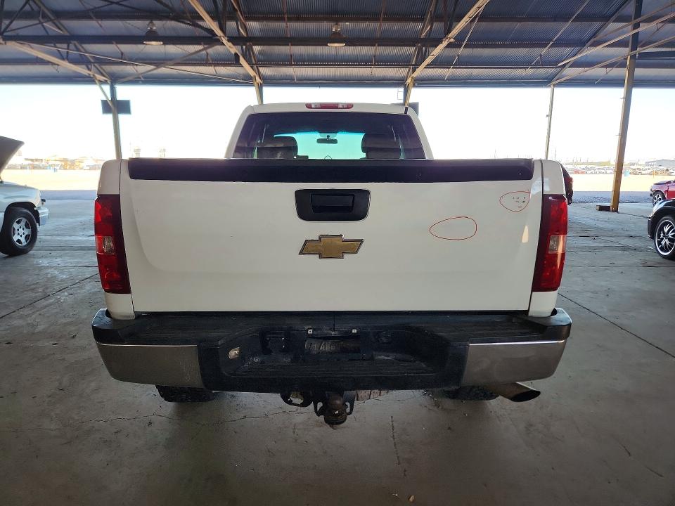 60688206 :رقم المزاد ، 1GCHK29K67E582521 vin ، 2007 Chevrolet Silverado مزاد بيع
