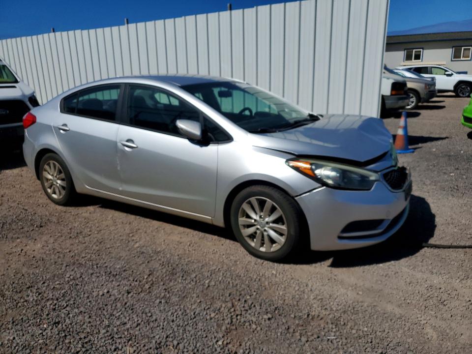 2014 Kia Forte მანქანა იყიდება აუქციონზე, vin: KNAFX4A66E5063305, აუქციონის ნომერი: 62870596