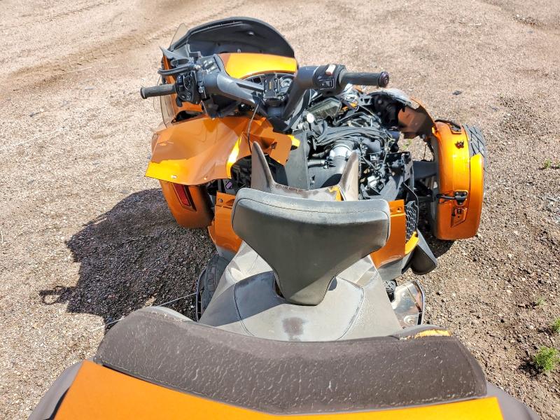 2014 Can-am Spyder Roadster მანქანა იყიდება აუქციონზე, vin: 2BXNBDD13EV000069, აუქციონის ნომერი: 62918266
