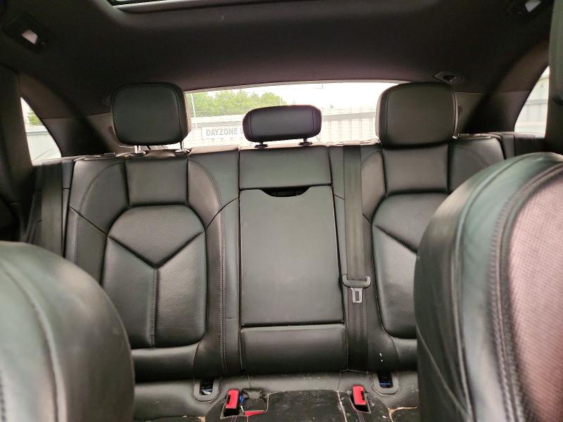 61067096 :رقم المزاد ، WP1AB2A57GLB44771 vin ، 2016 Porsche Macan مزاد بيع
