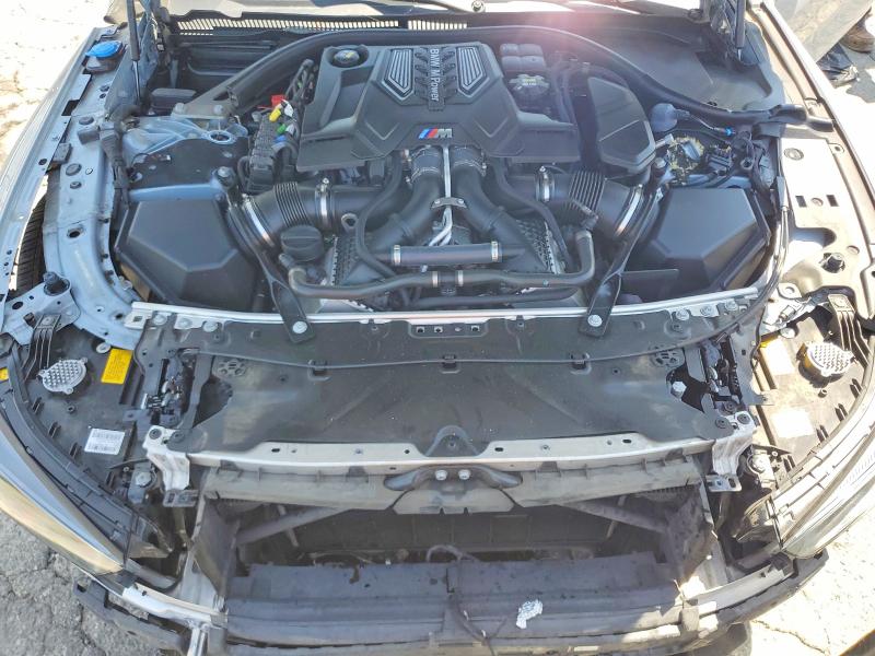 60963116 :رقم المزاد ، WBSAE0C04PCM00744 vin ، 2023 Bmw M8 مزاد بيع
