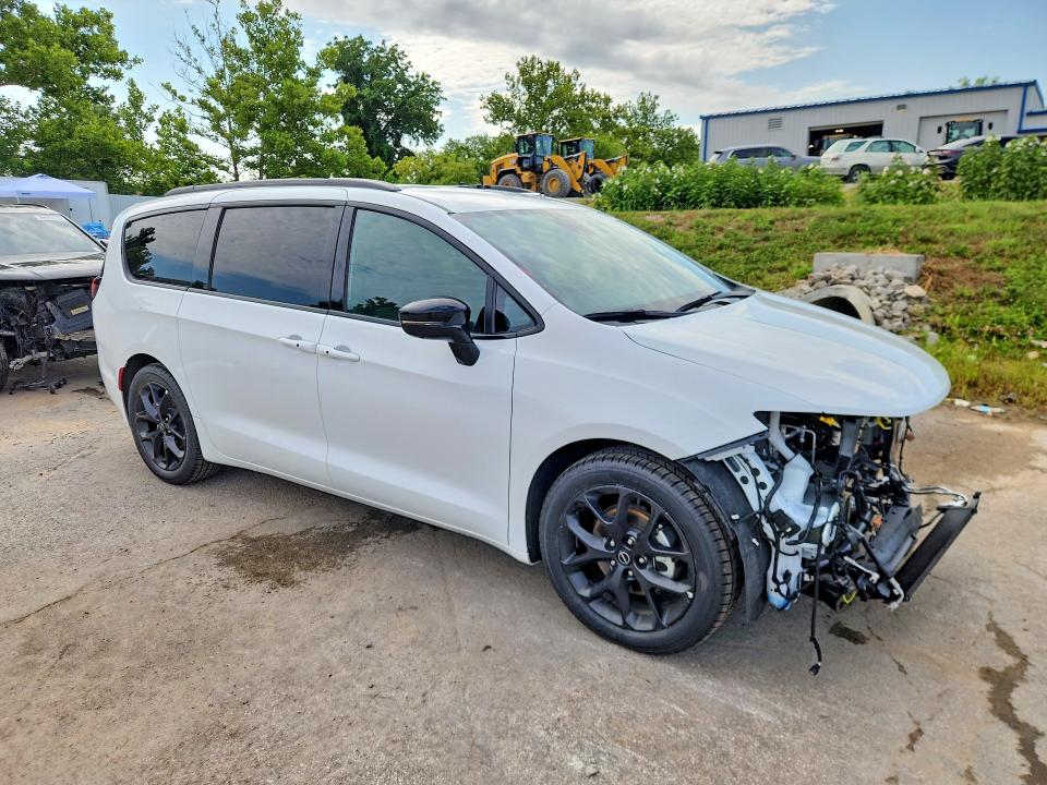 Продаж на аукціоні авто 2026 Chrysler Pacifica, vin: 2C4RC1BG1TR280522, номер лоту: 62335546