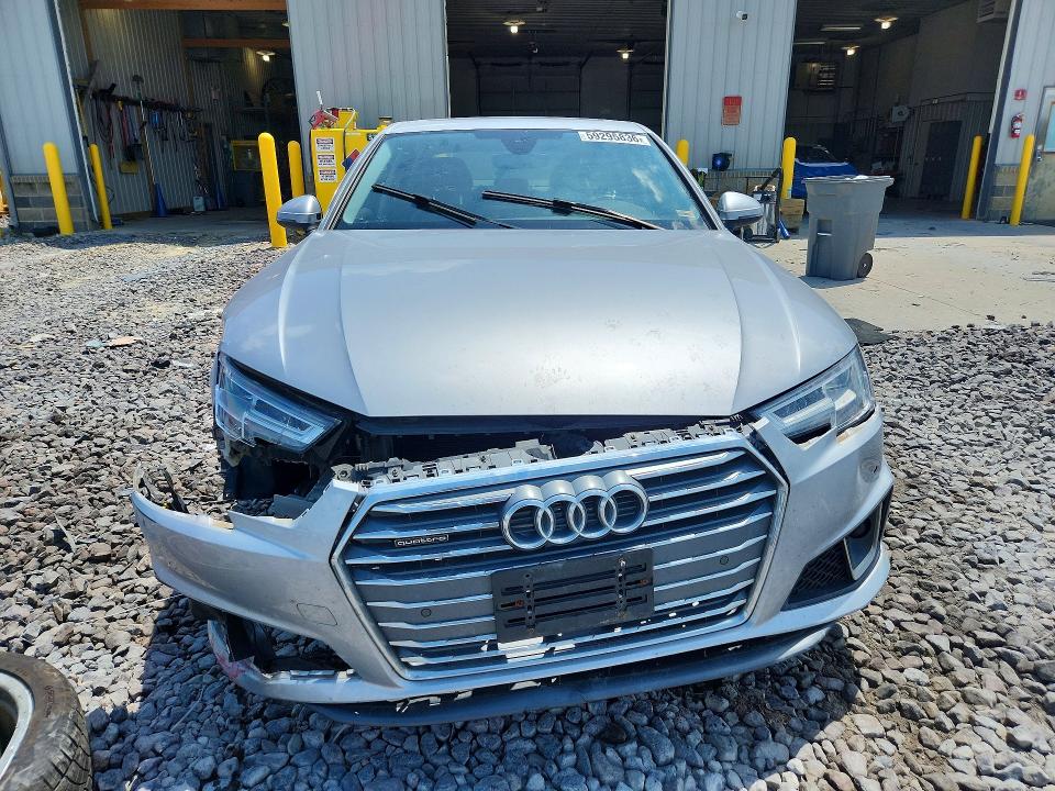59295836 :رقم المزاد ، WAUENAF49KA028154 vin ، 2019 Audi A4 مزاد بيع