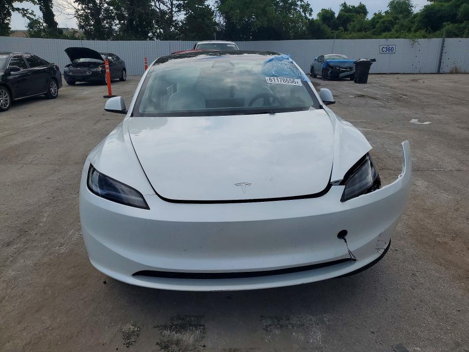 2025 Tesla Model 3 მანქანა იყიდება აუქციონზე, vin: 5YJ3E1EA9SF015607, აუქციონის ნომერი: 61178656
