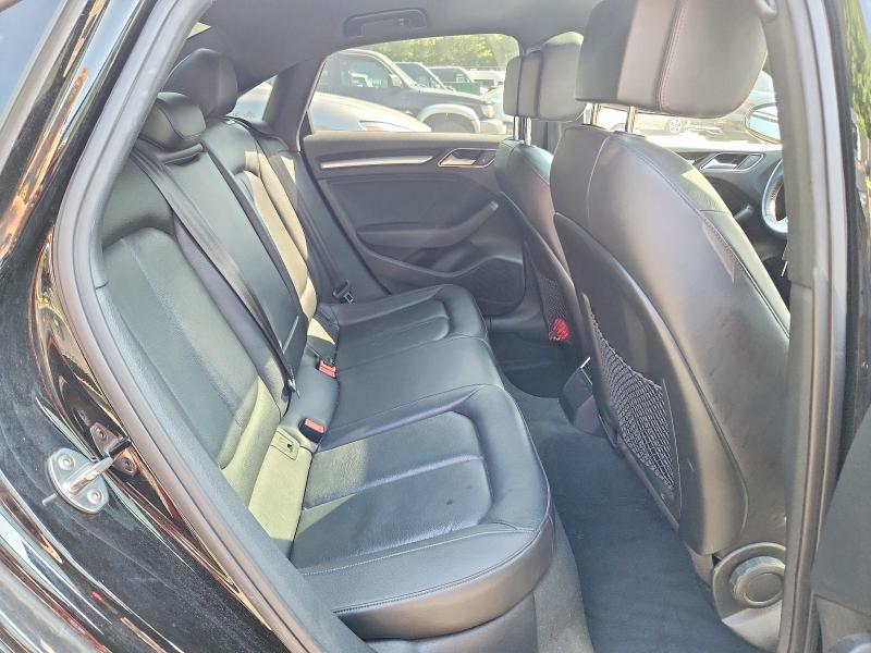 Продаж на аукціоні авто 2018 Audi A3, vin: WAUAUGFF9J1028739, номер лоту: 58034746