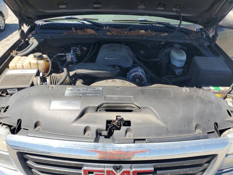 62253926 :رقم المزاد ، 2GTEC19V231175215 vin ، 2003 Gmc New Sierra مزاد بيع