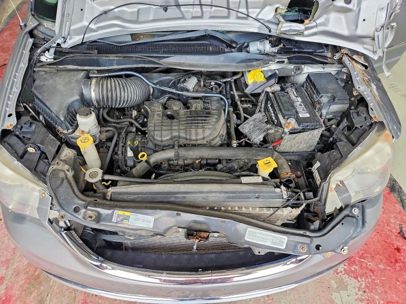 2014 Chrysler Town & Country მანქანა იყიდება აუქციონზე, vin: 2C4RC1CG0ER425650, აუქციონის ნომერი: 62205356